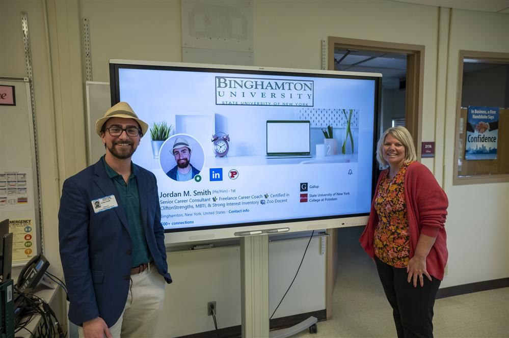  Pulaski alumnus Jordan Smith recently presented at the high school.